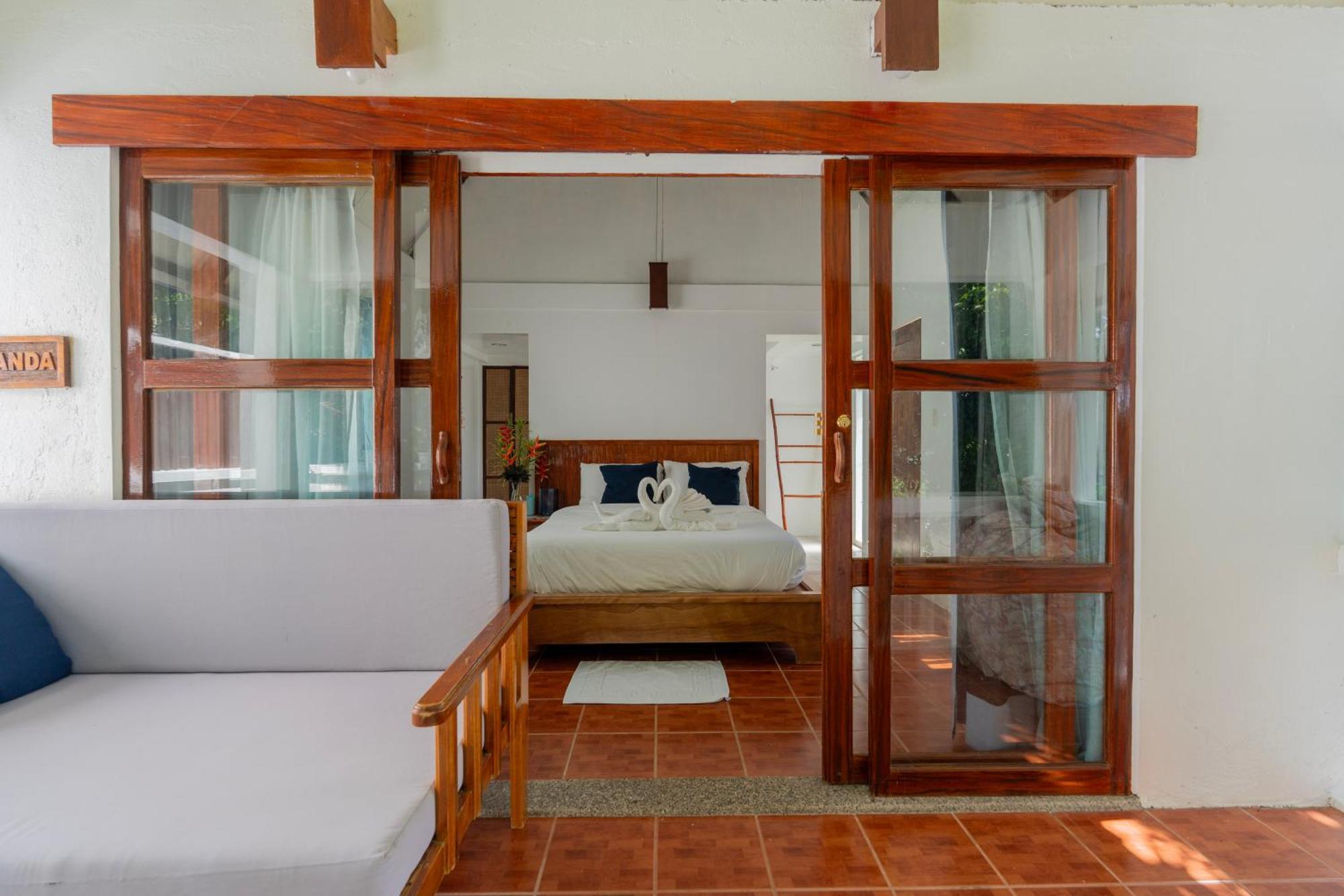 Casalay Boutique Villas & Dive Puerto Galera Luaran gambar